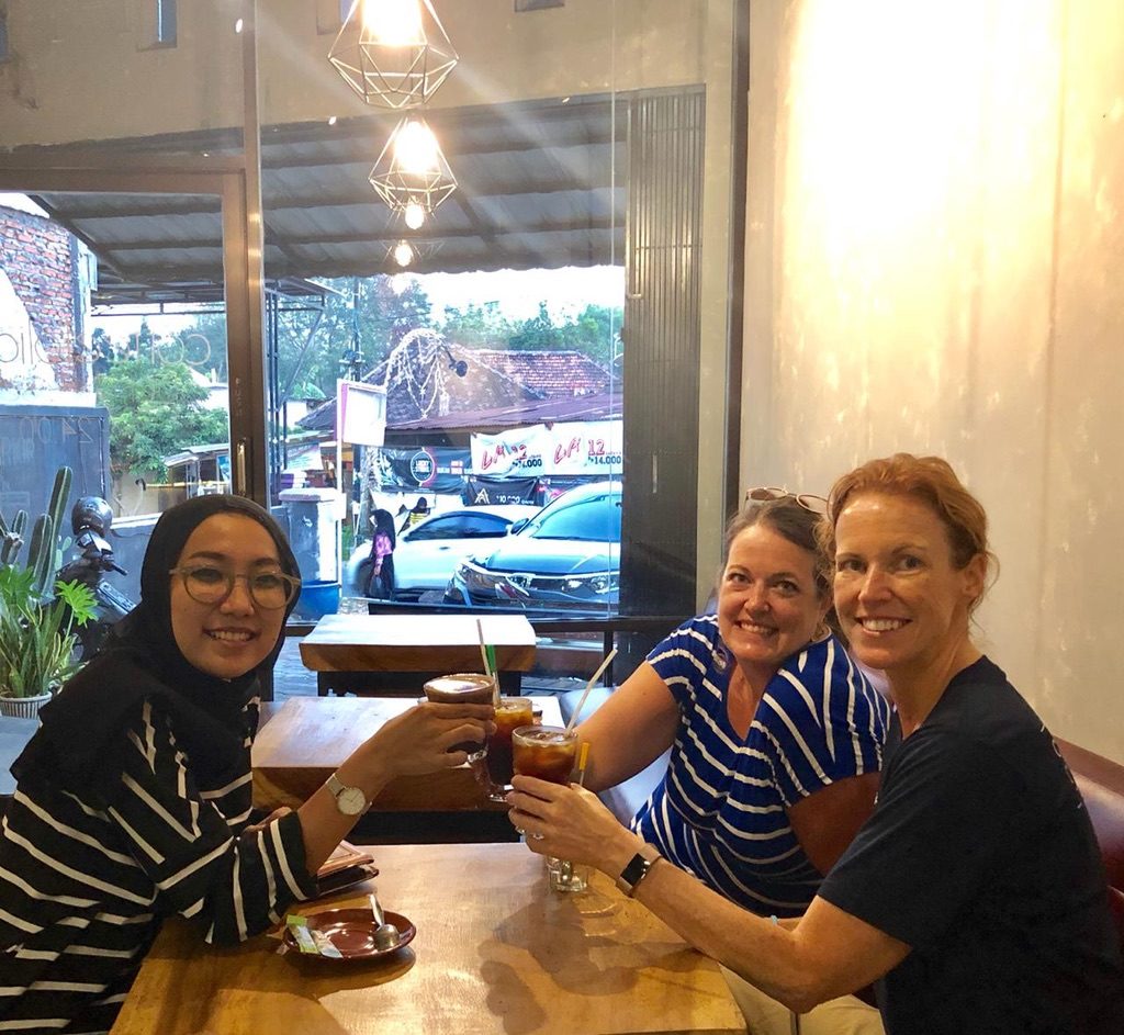 Lulu, Jill, and Jayne saying "cheers" with our post-shopping coffee at Coffee Folia.  